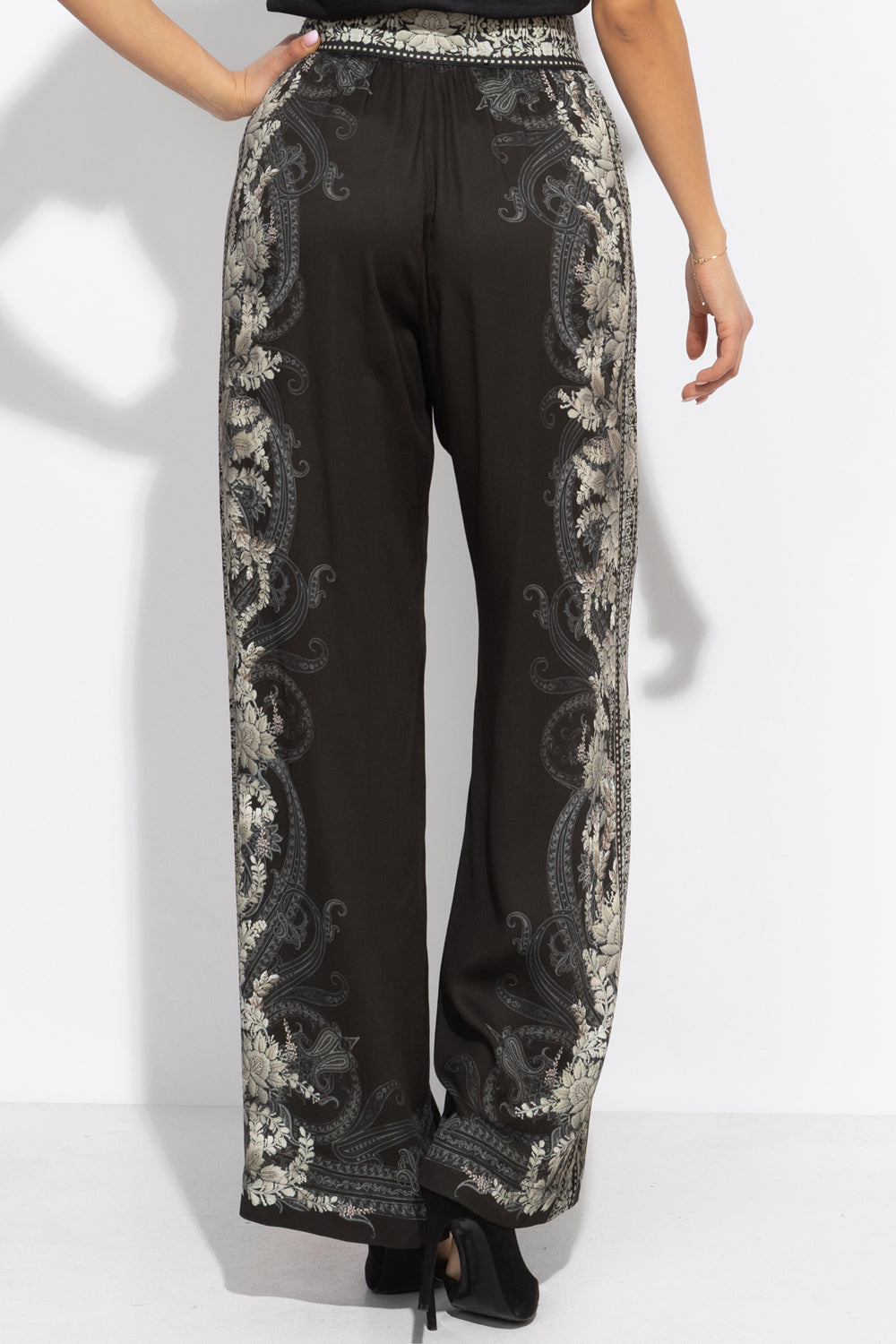 VISCOSE WIDE-LEG TROUSERS WITH ELASTIC WAIST – FROZEN LOTUS