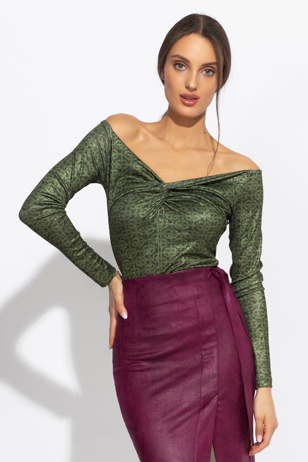 TOP WITH TWIST DETAIL AND LONG SLEEVES - EMERALD GREEN LOGO