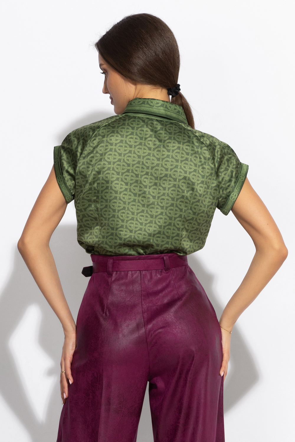 RAGLAN SLEEVE SHIRT - EMERALD GREEN LOGO