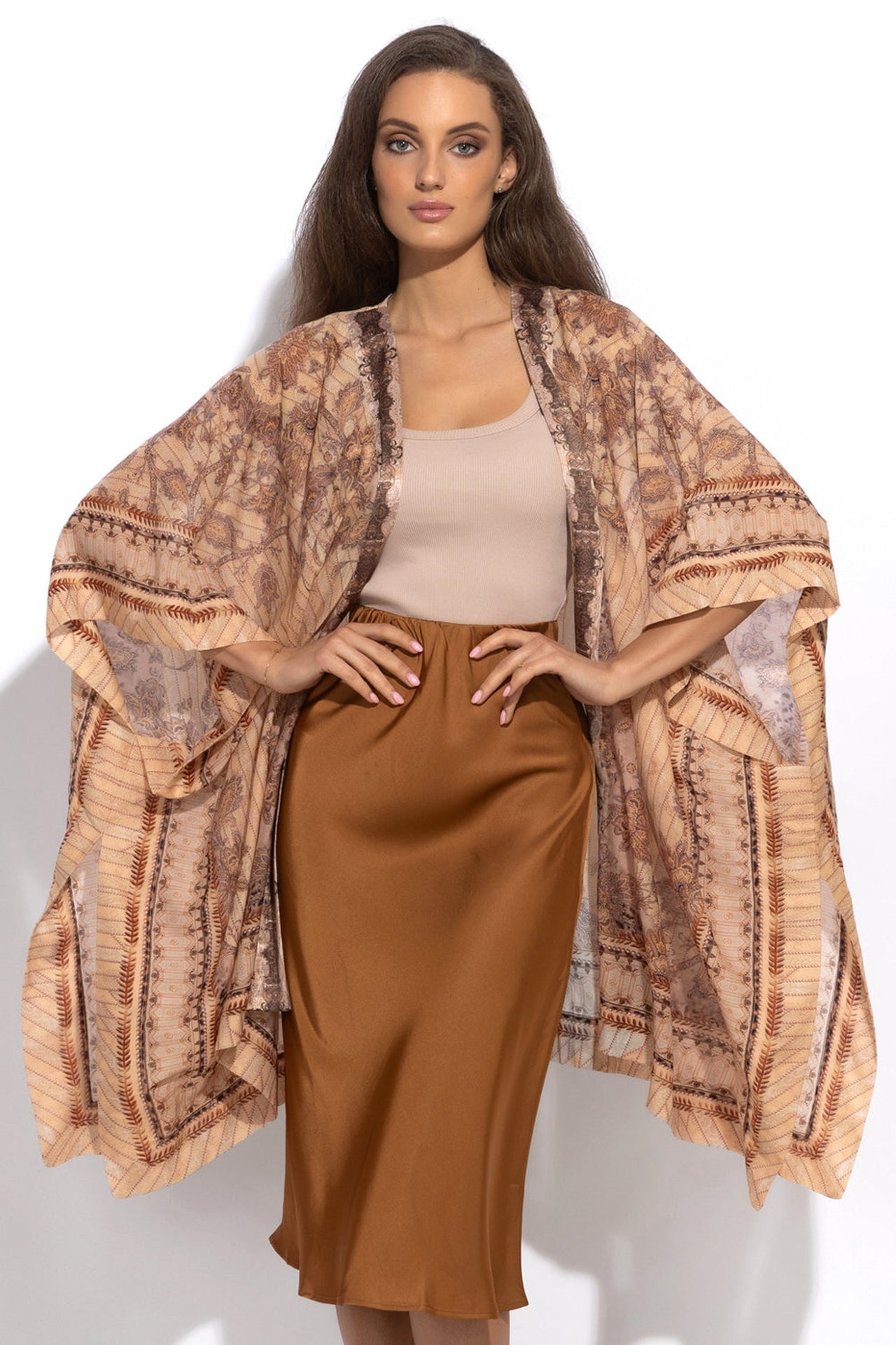 BIAS-CUT SATIN SKIRT WITH ELASTIC WAISTBAND IN BROWN - ESSENTIALS JIORO ПОЛА ОТ АЦЕТАТНА КОПРИНА В КАФЯВО - ESSENTIALS JIORO