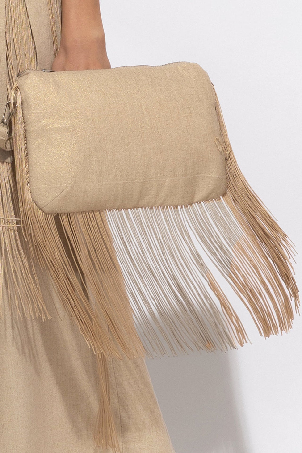 CLUTCH IN GOLDEN LINEN - ESSENTIALS - Fashion Roots