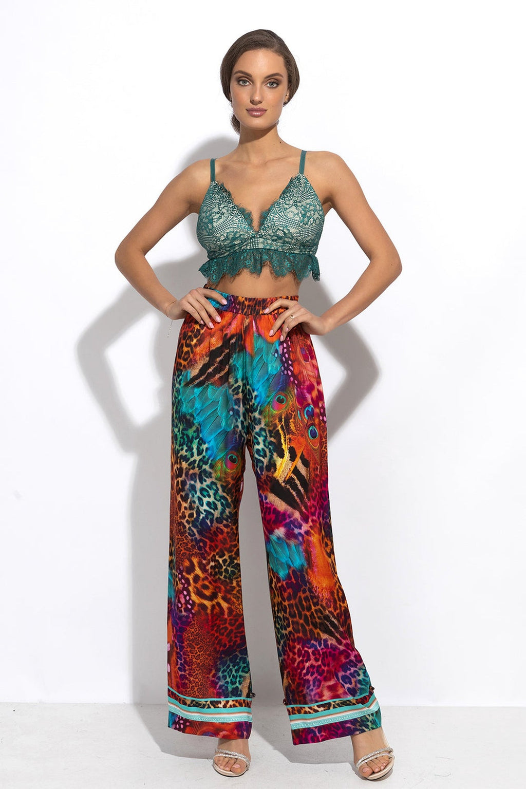 GREEN LACE TOP - ESSENTIALS