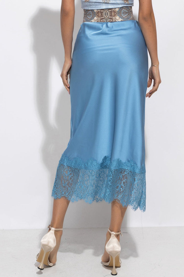 FLARED SKIRT WITH LACE TRIM IN SKY BLUE - ESSENTIALS JIORO РАЗКРОЕНА ПОЛА С ДАНТЕЛА В НЕБЕСНО СИНЬО – ESSENTIALS JIORO