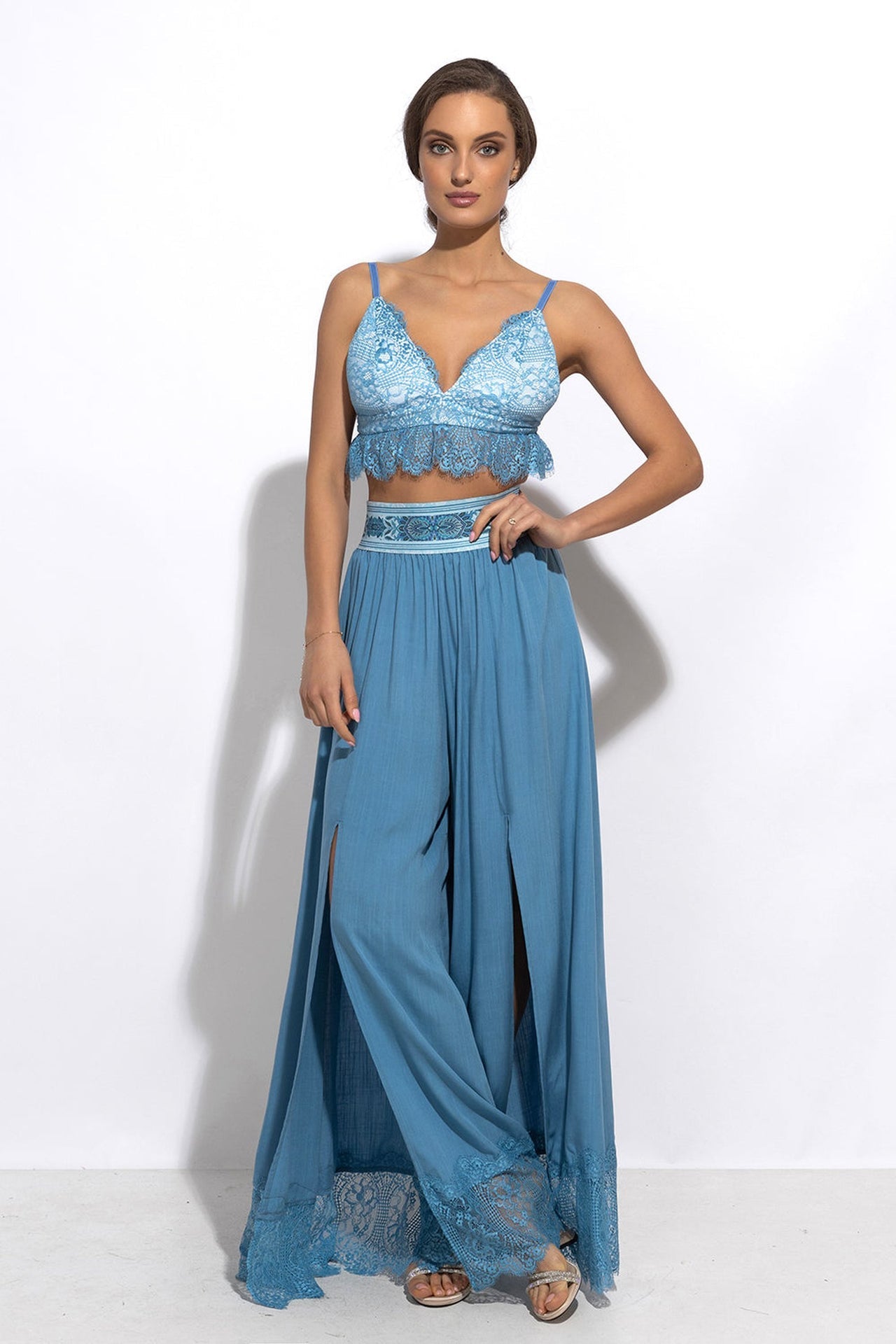 BLUE LACE TOP - ESSENTIALS