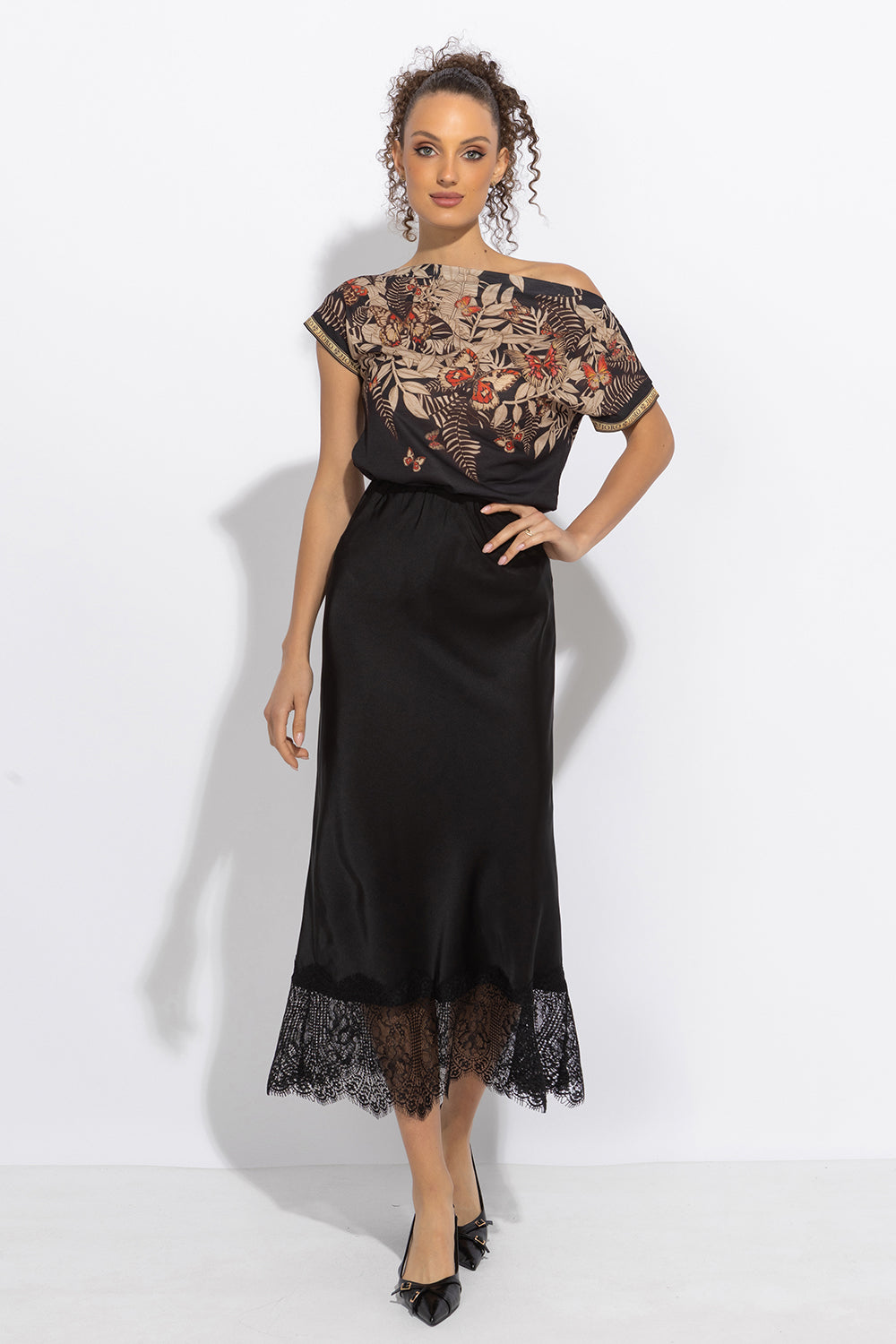 RELAXED FIT DROPPED SHOULDER BLOUSE - MIDNIGHT BUTTERFLIES JIORO БЛУЗА СЪС СВОБОДЕН СИЛУЕТ И ПАДНАЛО РАМО - MIDNIGHT BUTTERFLIES JIORO