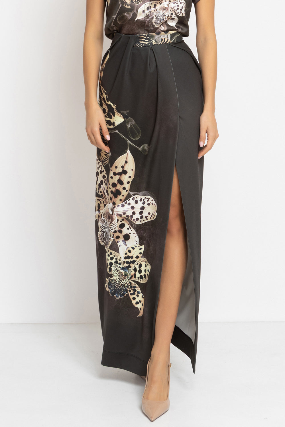 BLACK MAXI SKIRT WITH LONG SLIT - LEO ORCHID JIORO ЧЕРНА ДЪЛГА ПОЛА С ЦЕПКА - LEO ORCHID JIORO
