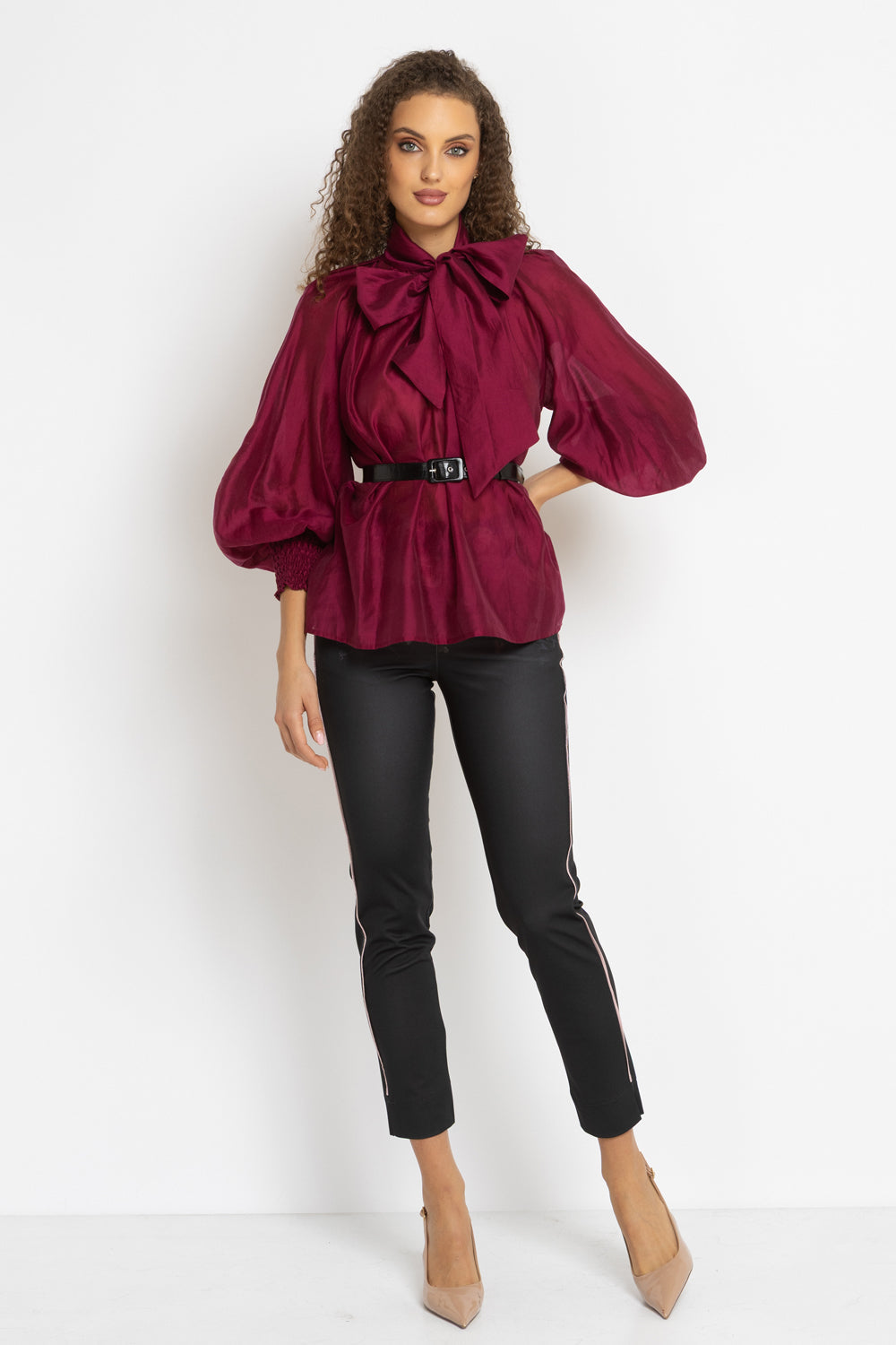 BOHEMIAN BURGUNDY BLOUSE WITH PUFF SLEEVES AND TIE-FRONT COLLAR - ESSENTIALS