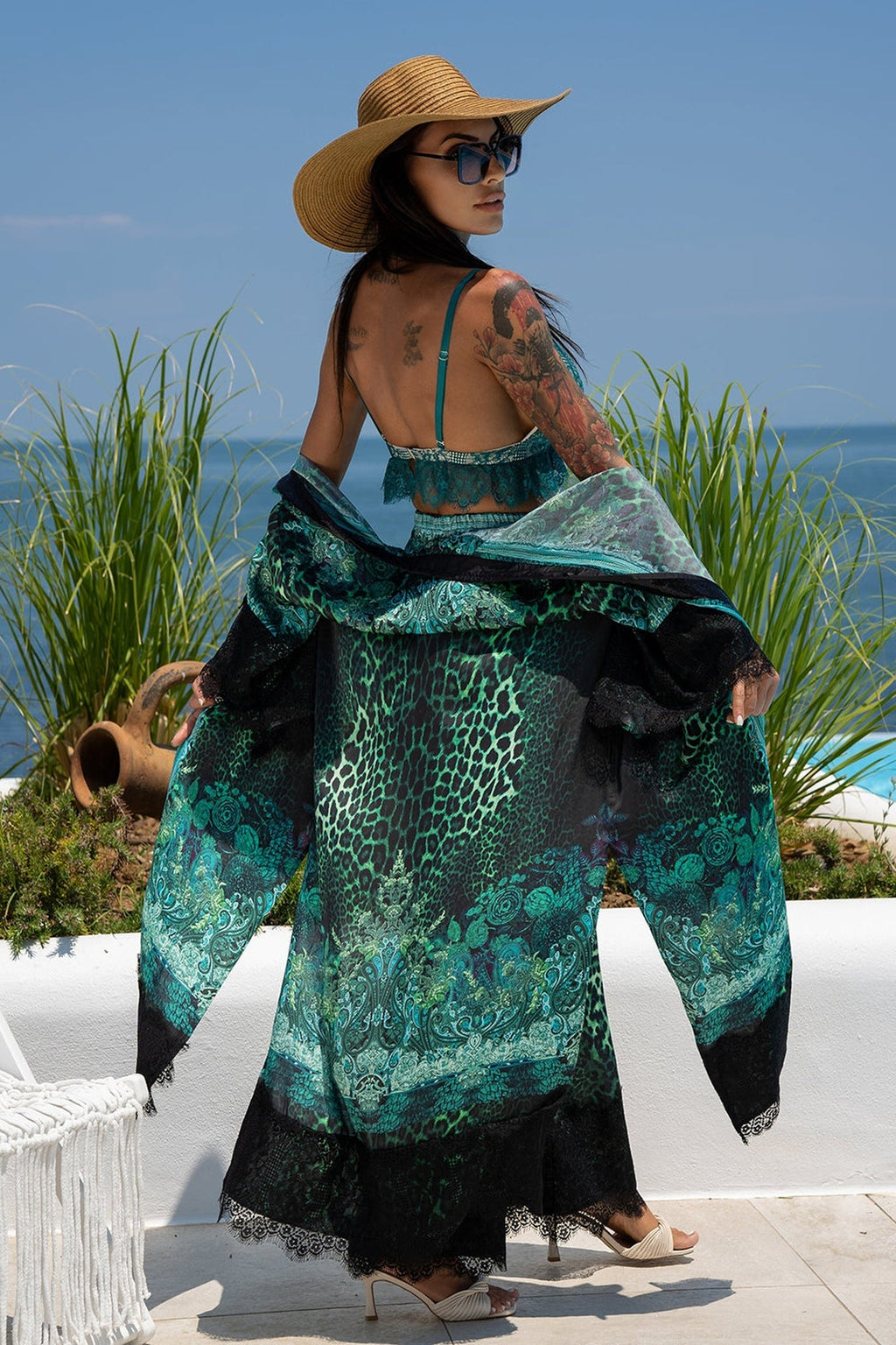 GREEN LACE TOP - ESSENTIALS