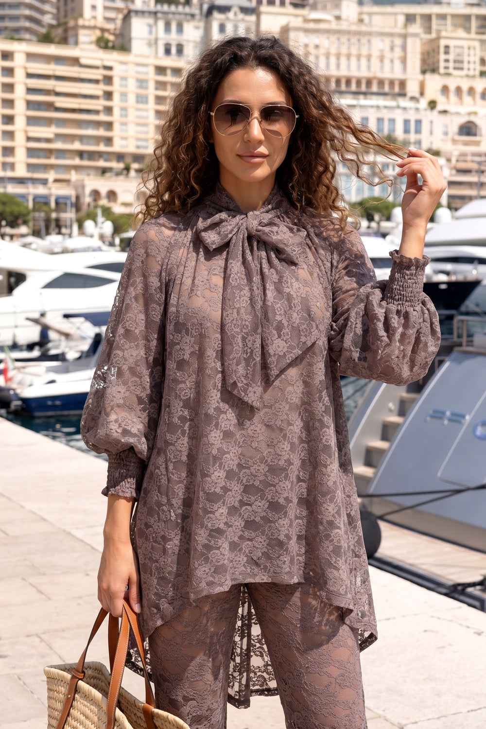 MOCHA LACE SHIRT WITH FRONT BOW AND LONG BACK - ESSENTIALS