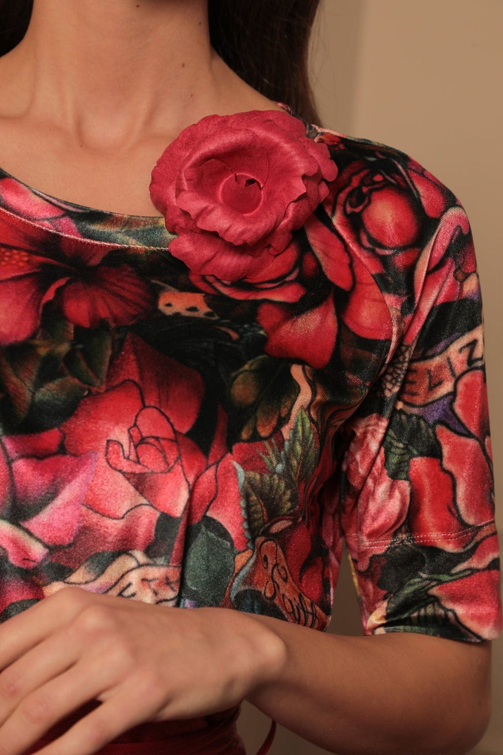 PETITE BROCHE ROSE CYCLAMEN ASPECT DAIM