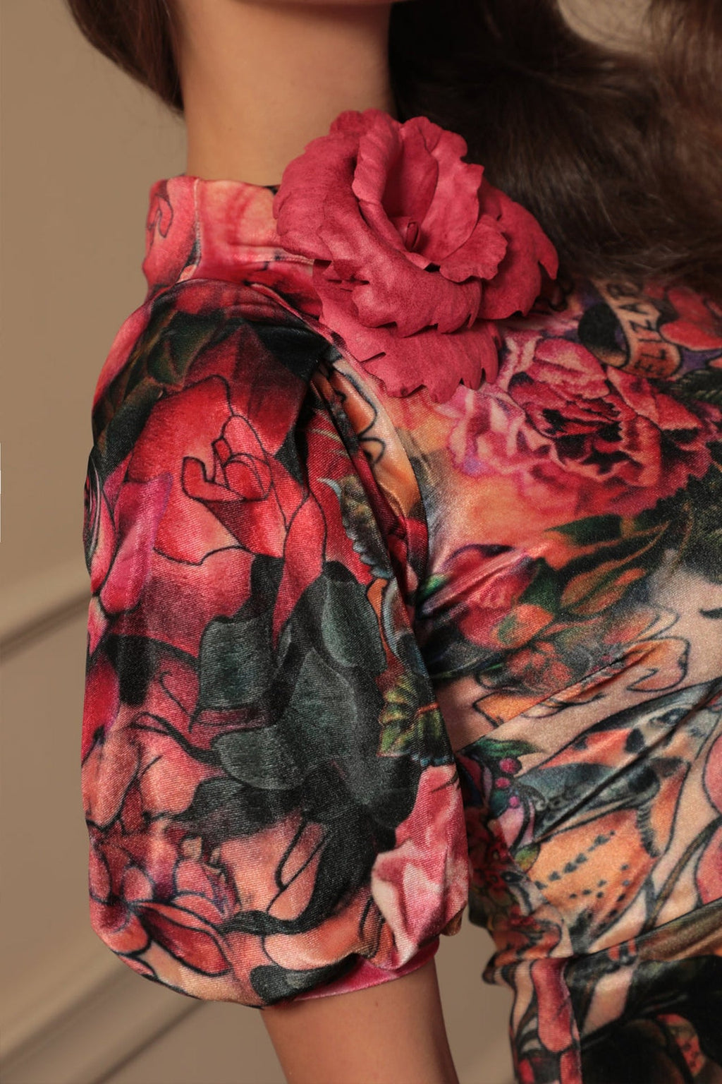 MEDIUM SUEDE-LOOK CYCLAMEN ROSE BROOCH