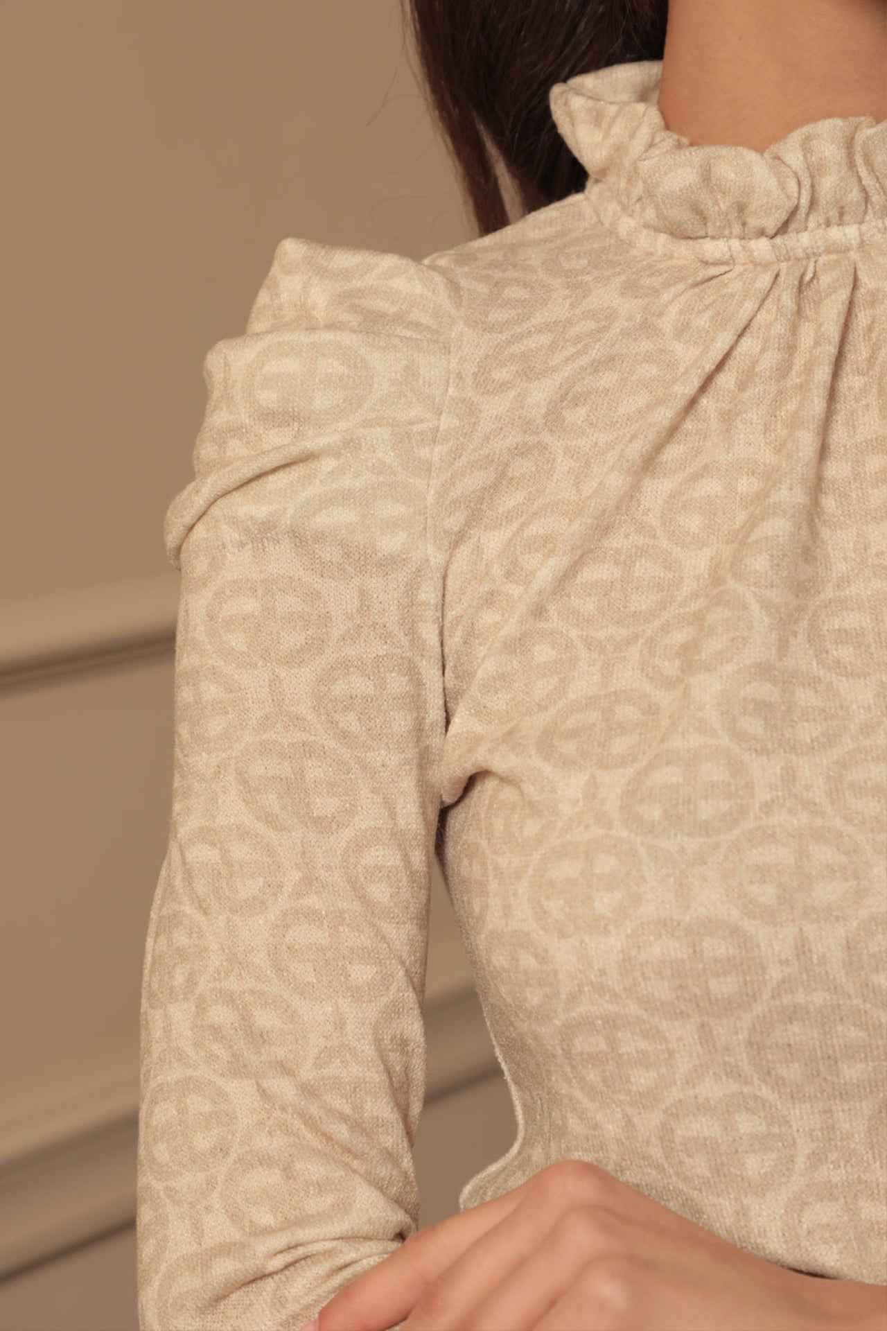 BLOUSE WITH GATHERED NECKLINE AND LOGO PRINT - IVORY LOGO COLLECTION