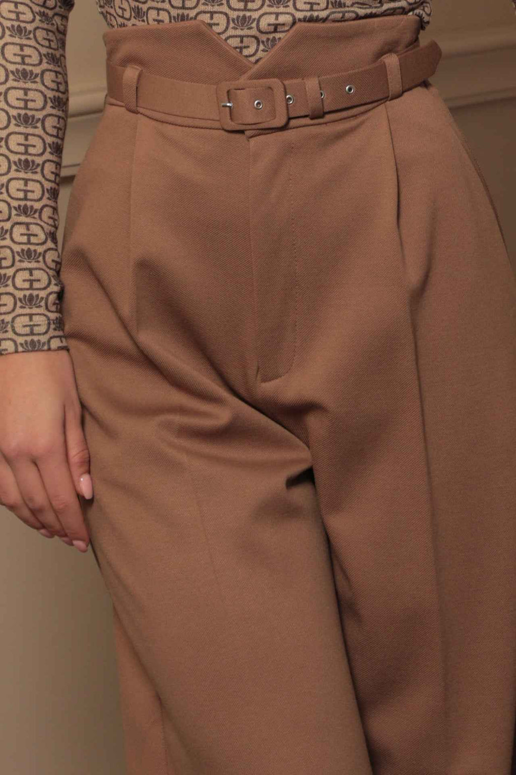 BELT IN BEIGE - ESSENTIALS