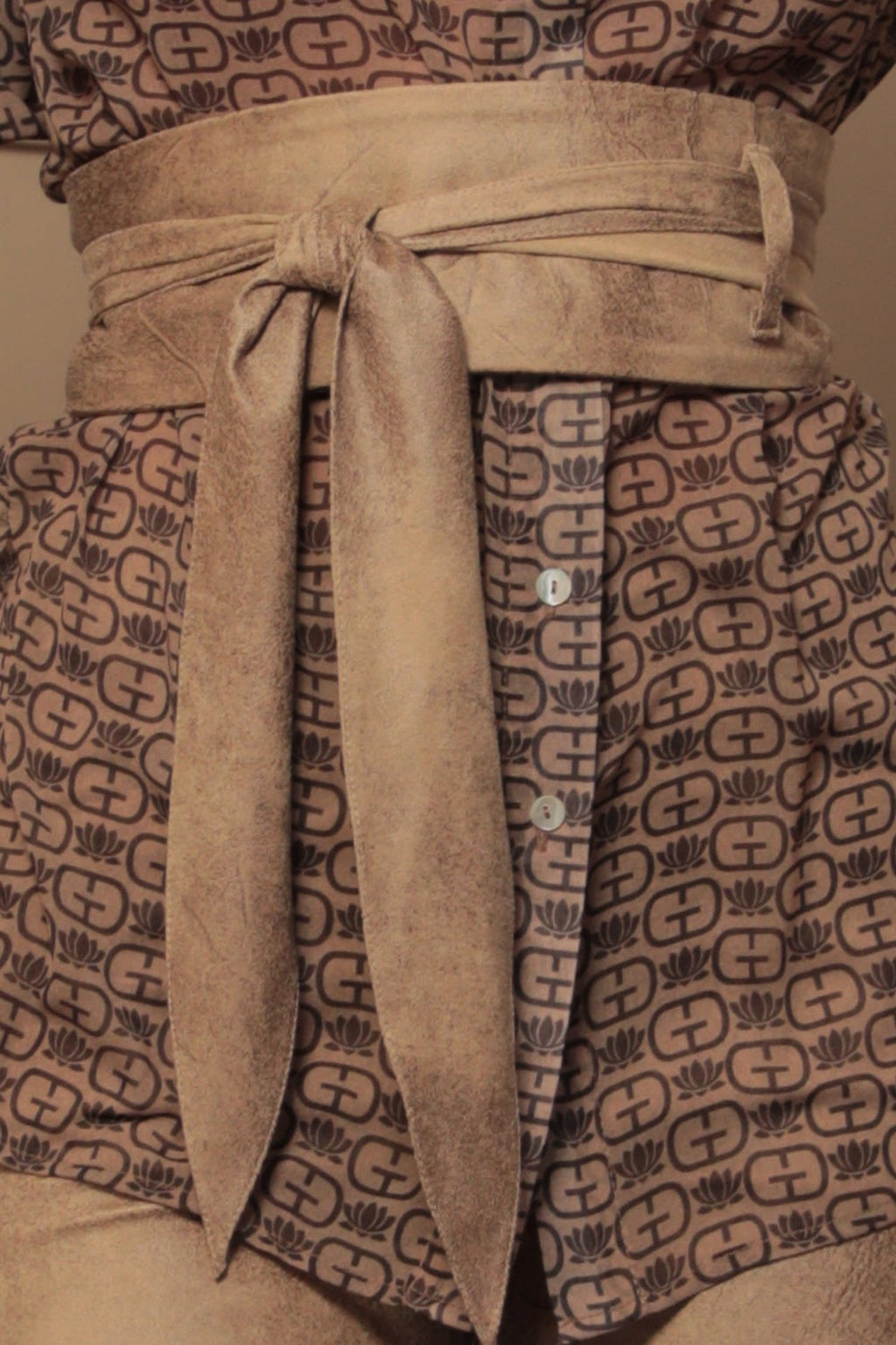 CEINTURE STYLE ENVELOPPANT - ASPECT DAIM CAPPUCCINO - ESSENTIALS