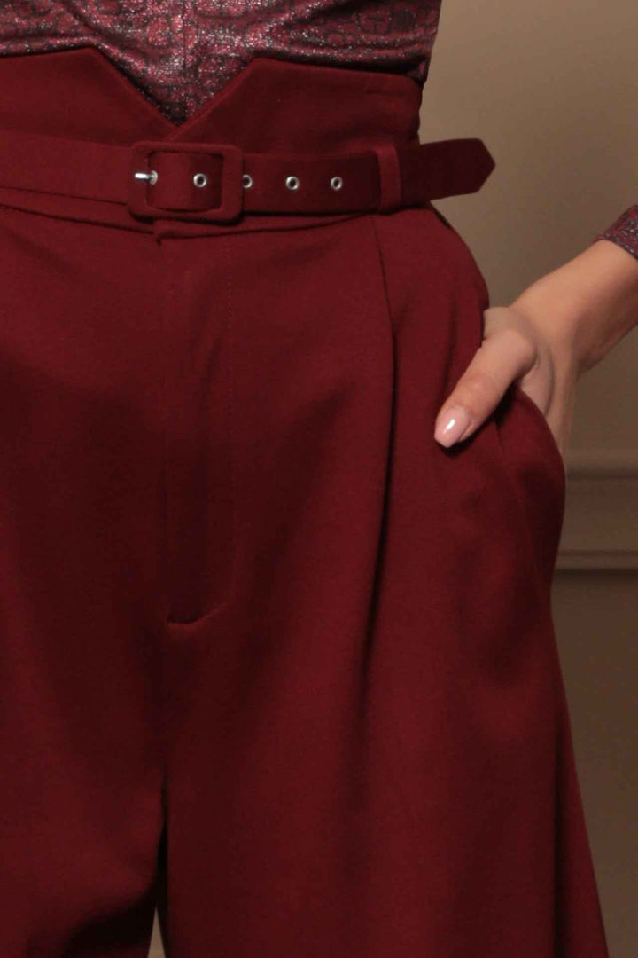 BELT IN BURGUNDY - ESSENTIALS - Fashion Roots