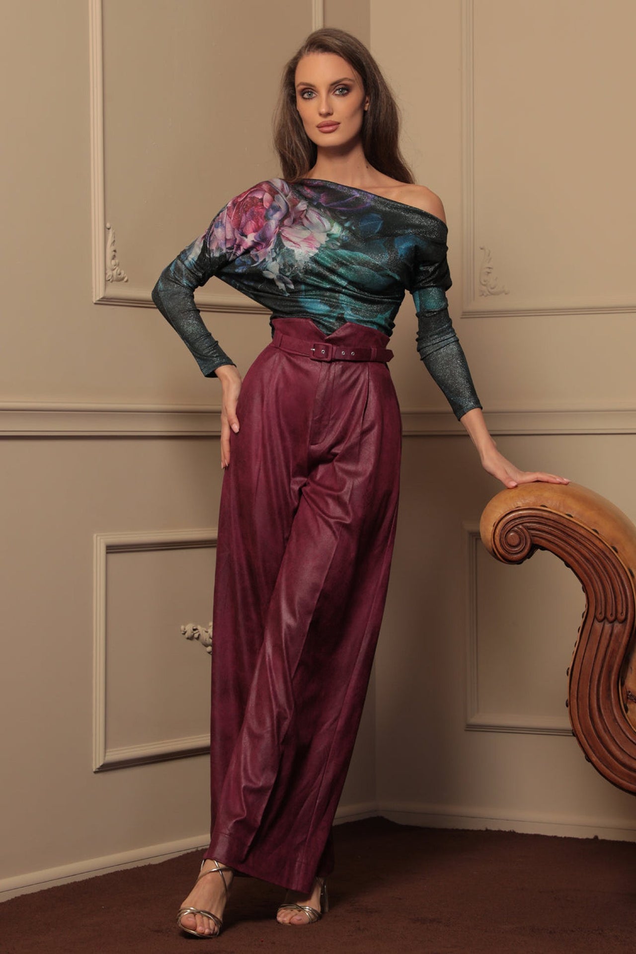 BLOUSE UNE ÉPAULE AVEC LUREX - PIVOINES