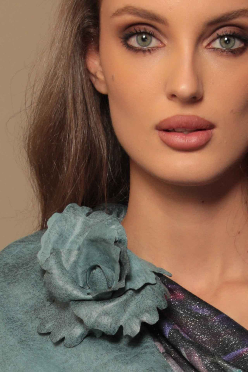 MEDIUM SUEDE-LOOK AZUR BLUE ROSE BROOCH - Fashion Roots