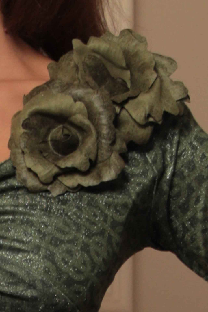 MEDIUM SUEDE-LOOK GREEN ROSE BROOCH - Fashion Roots