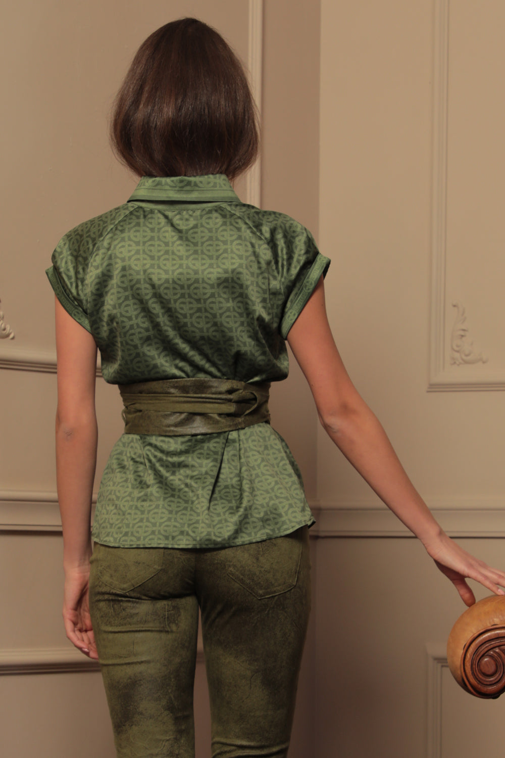 RAGLAN SLEEVE SHIRT - EMERALD GREEN LOGO