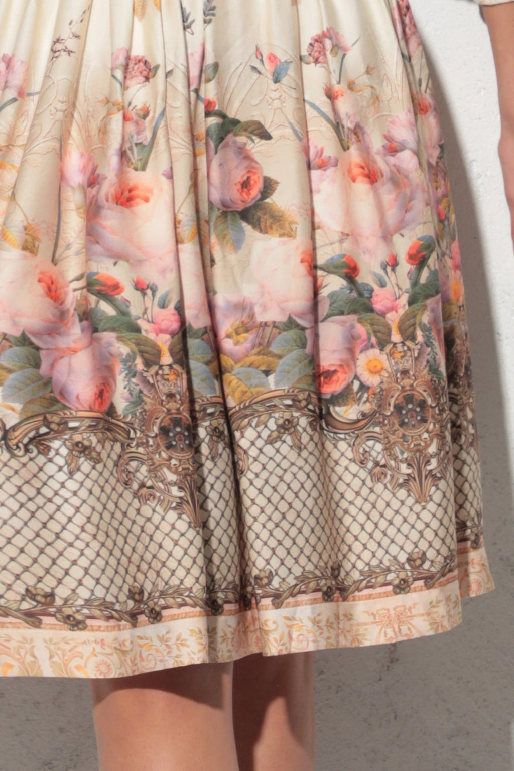 BOHO LONG-SLEEVE VISCOSE DRESS - BAROQUE FLOWERS JIORO РОКЛЯ С ДЪЛЪГ РЪКАВ ОТ ВИСКОЗА - BAROQUE FLOWERS JIORO