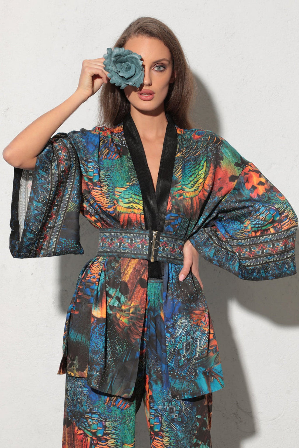 CROPPED VISCOSE KIMONO WITH ELASTIC BELT- AMAZONIA JIORO КРОП КИМОНО ОТ ВИСКОЗА С ЛАСТИЧЕН КОЛАН - AMAZONIA JIORO