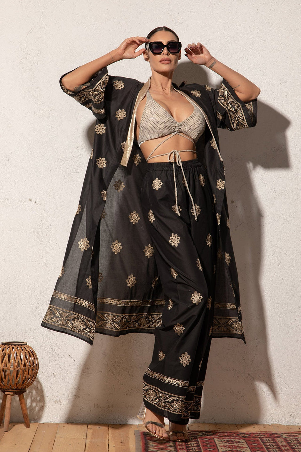 TRIANGLE TOP IN BEIGE WITH GLITTER - ESSENTIALS