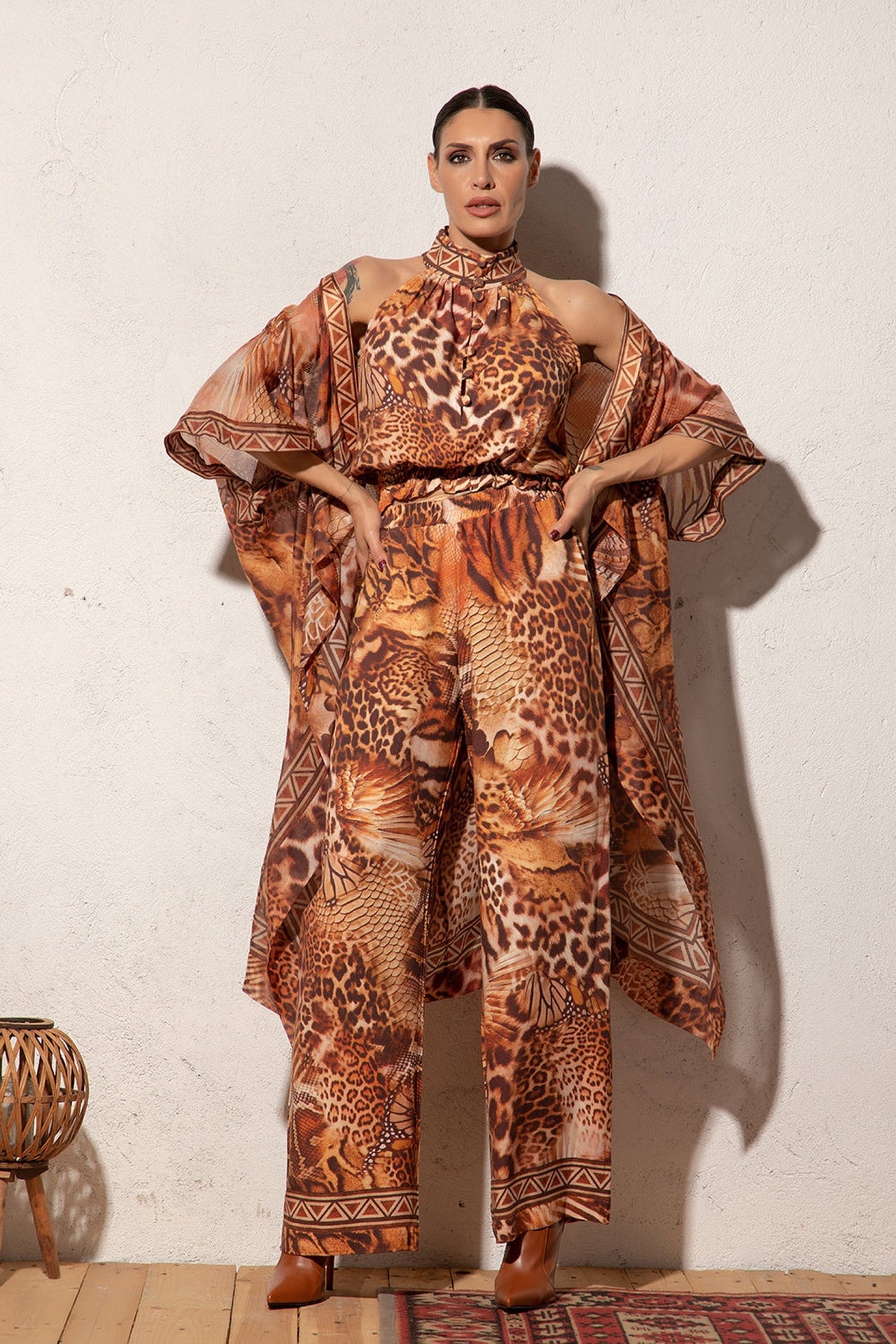 TWILL VISCOSE LOOSE FIT PANTS WITH POCKETS - LEO SAND