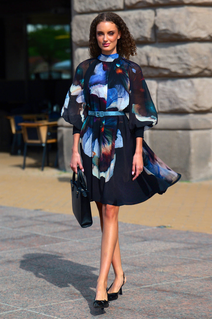 RELAXED DRESS WITH BALLOON RAGLAN SLEEVES AND BACK TIE - VIOLET JIORO СВОБОДНА РОКЛЯ ОТ ФРЕНСКИ ШИФОН С РЕГЛАН РЪКАВ И ВРЪЗКА НА ГЪРБА - VIOLET JIORO