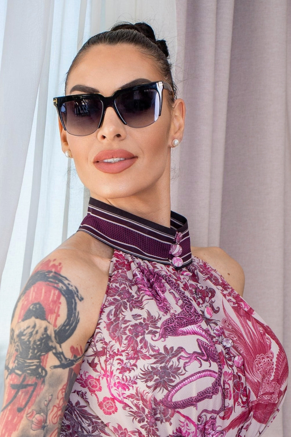 SLEEVELESS CHIFFON DRESS - ASIA BORDEAUX - Fashion Roots