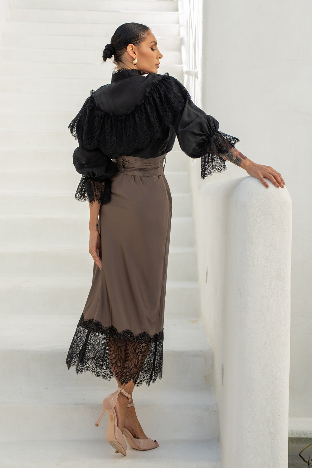 BIAS-CUT SATIN SKIRT WITH LACE AND ELASTIC WAISTBAND IN FANGO - ESSENTIALS