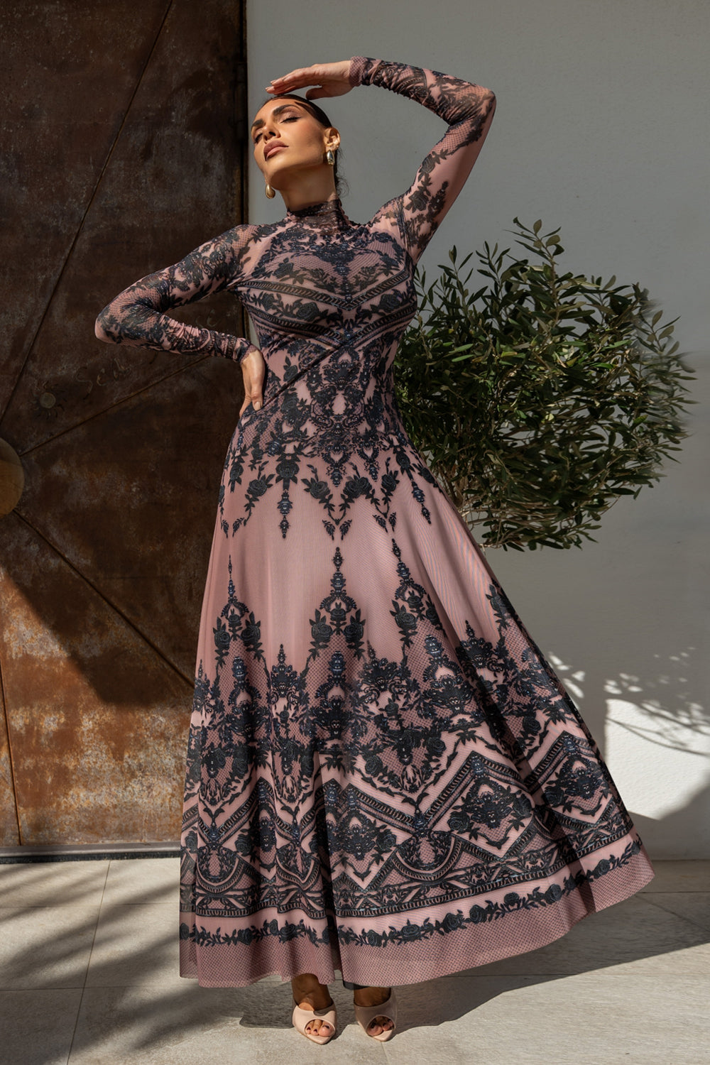 LONG FINE NET DRESS - GRAFFITI POWDER JIORO ДЪЛГА РОКЛЯ ОТ ФИНА МРЕЖА - GRAFFITI POWDER JIORO