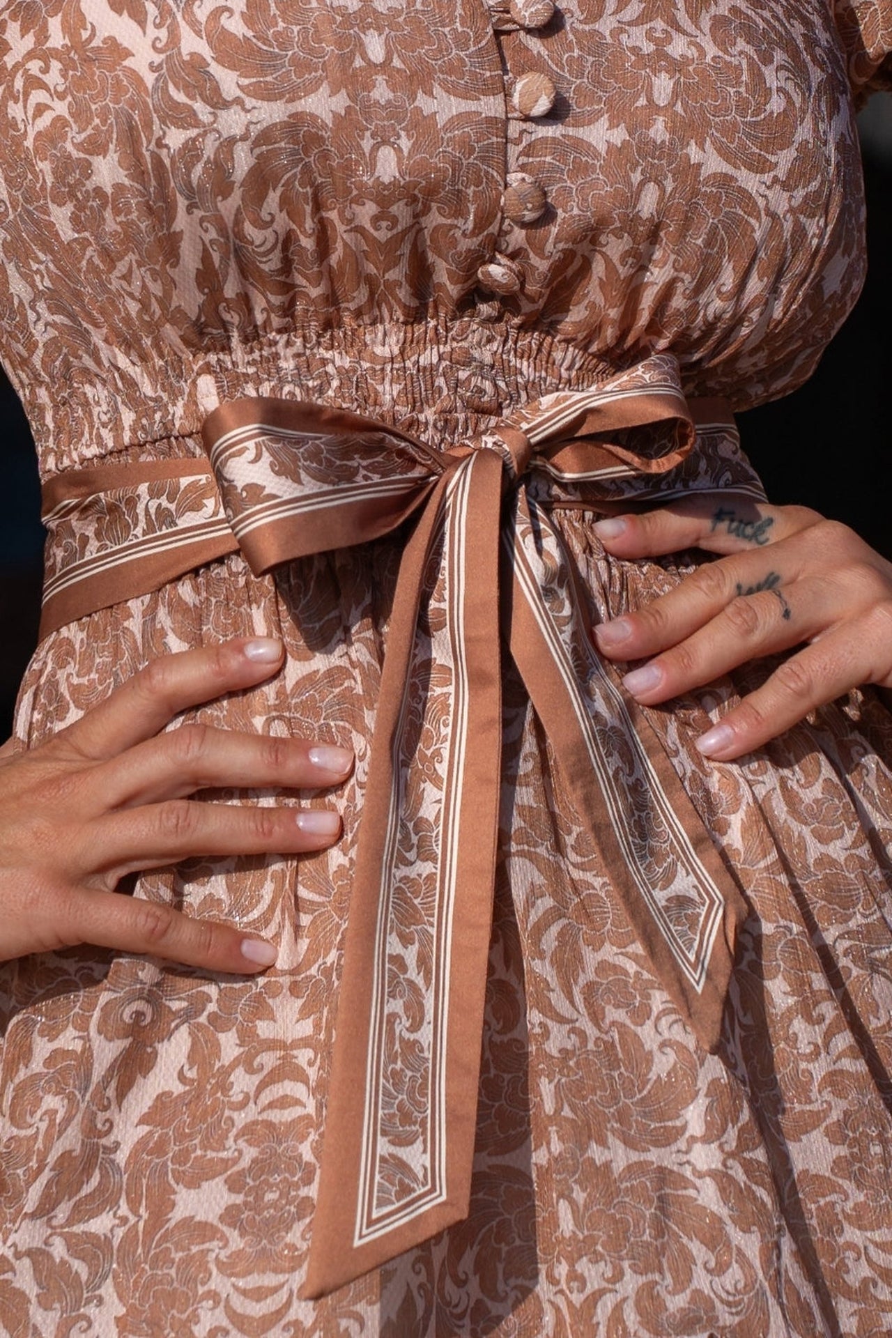 CUT-OUT CHIFFON DRESS - ASIA BEIGE JIORO РАЗКРОЕНА РОКЛЯ ОТ ШИФОН - ASIA BEIGE JIORO