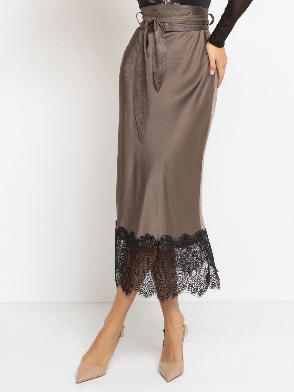 BIAS-CUT SATIN SKIRT WITH LACE AND ELASTIC WAISTBAND IN FANGO - ESSENTIALS