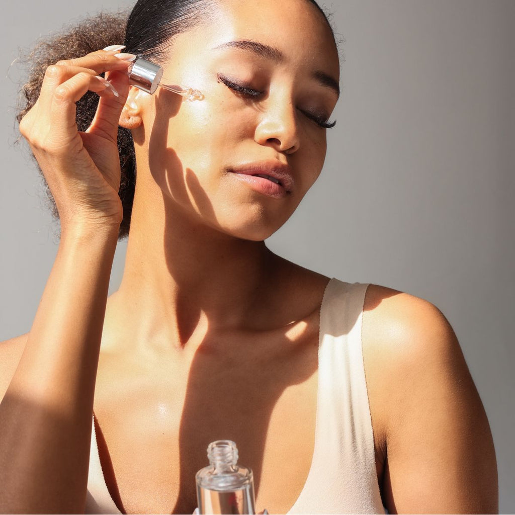 Sérum contour des yeux à la rose bulgare