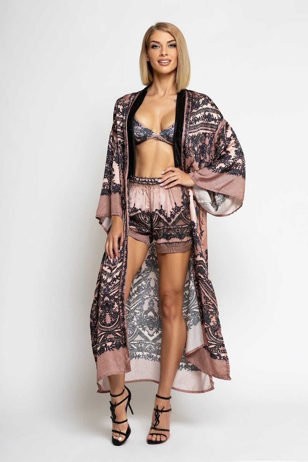 SATÉNOVÉ VISKÓZOVÉ KIMONO - GRAFFITI PRÁŠOK