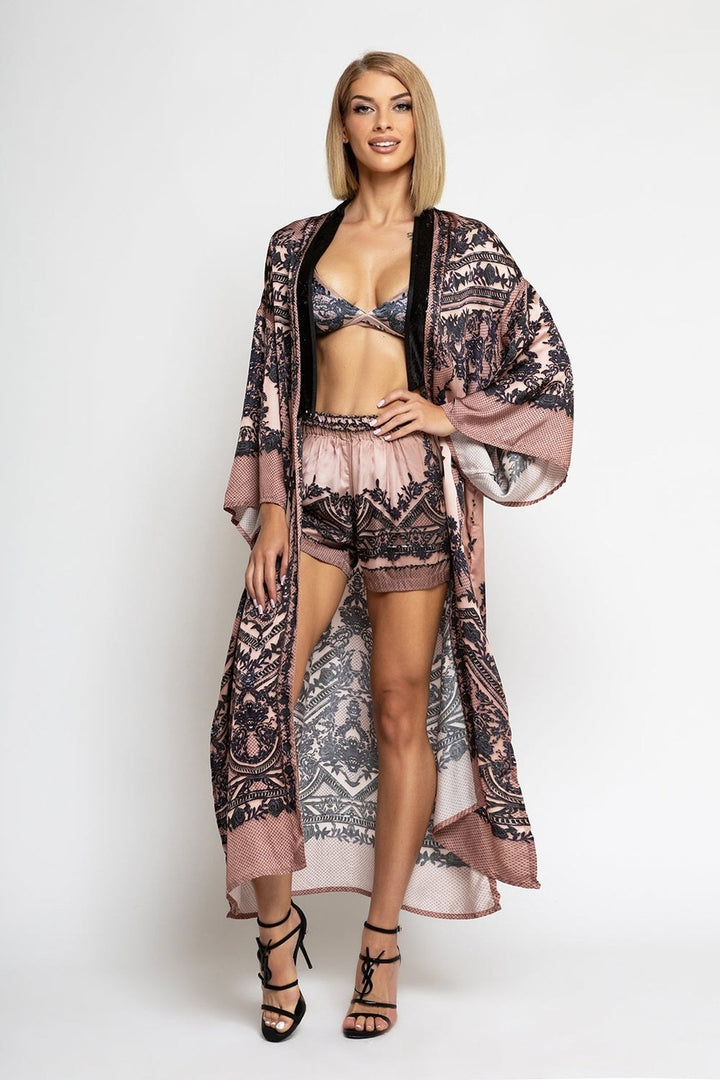 SATÉNOVÉ VISKÓZOVÉ KIMONO - GRAFFITI PRÁŠOK