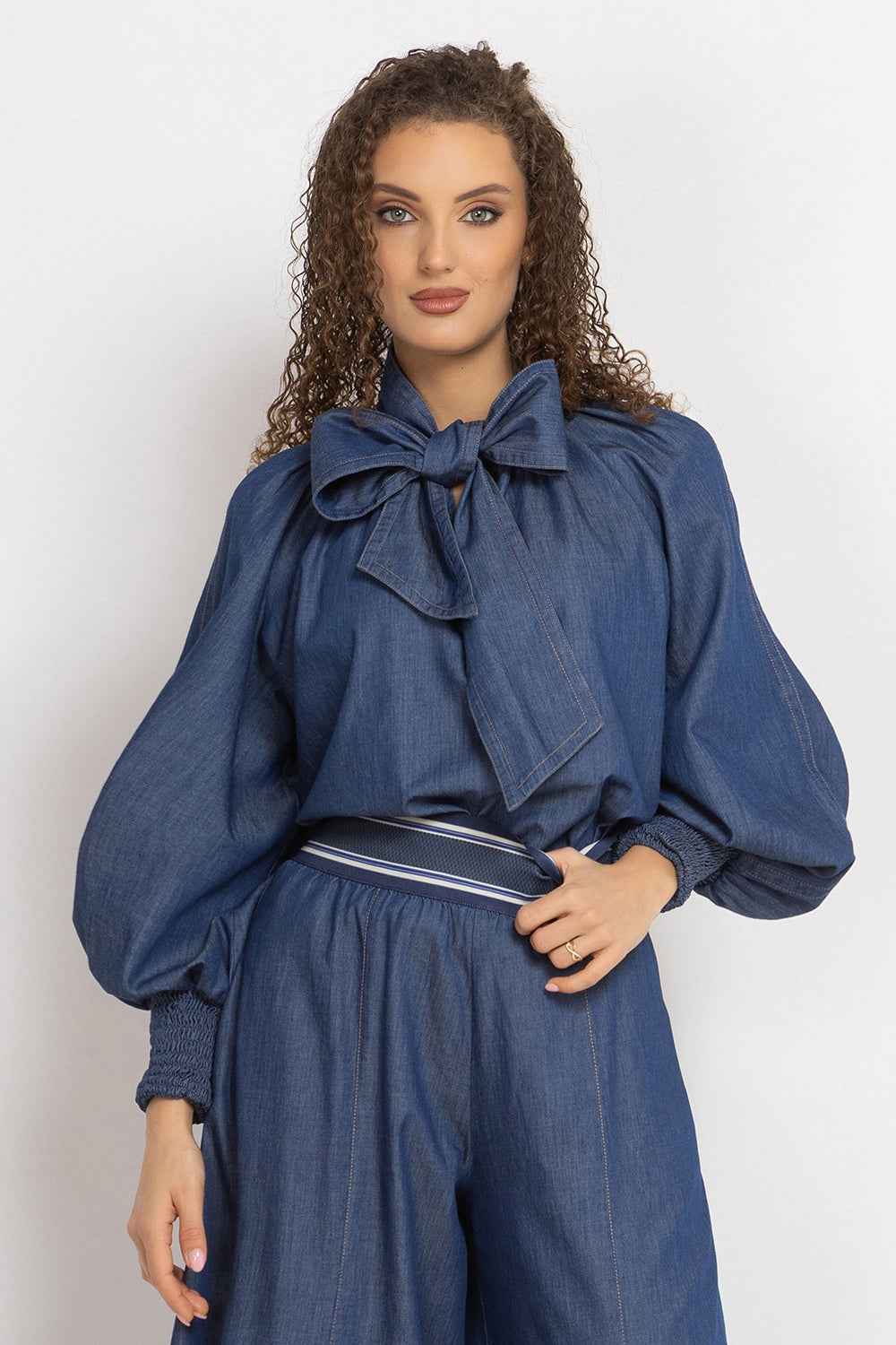 DENIM SHIRT WITH FRONT BOW AND RAGLAN SLEEVES - ESSENTIALS