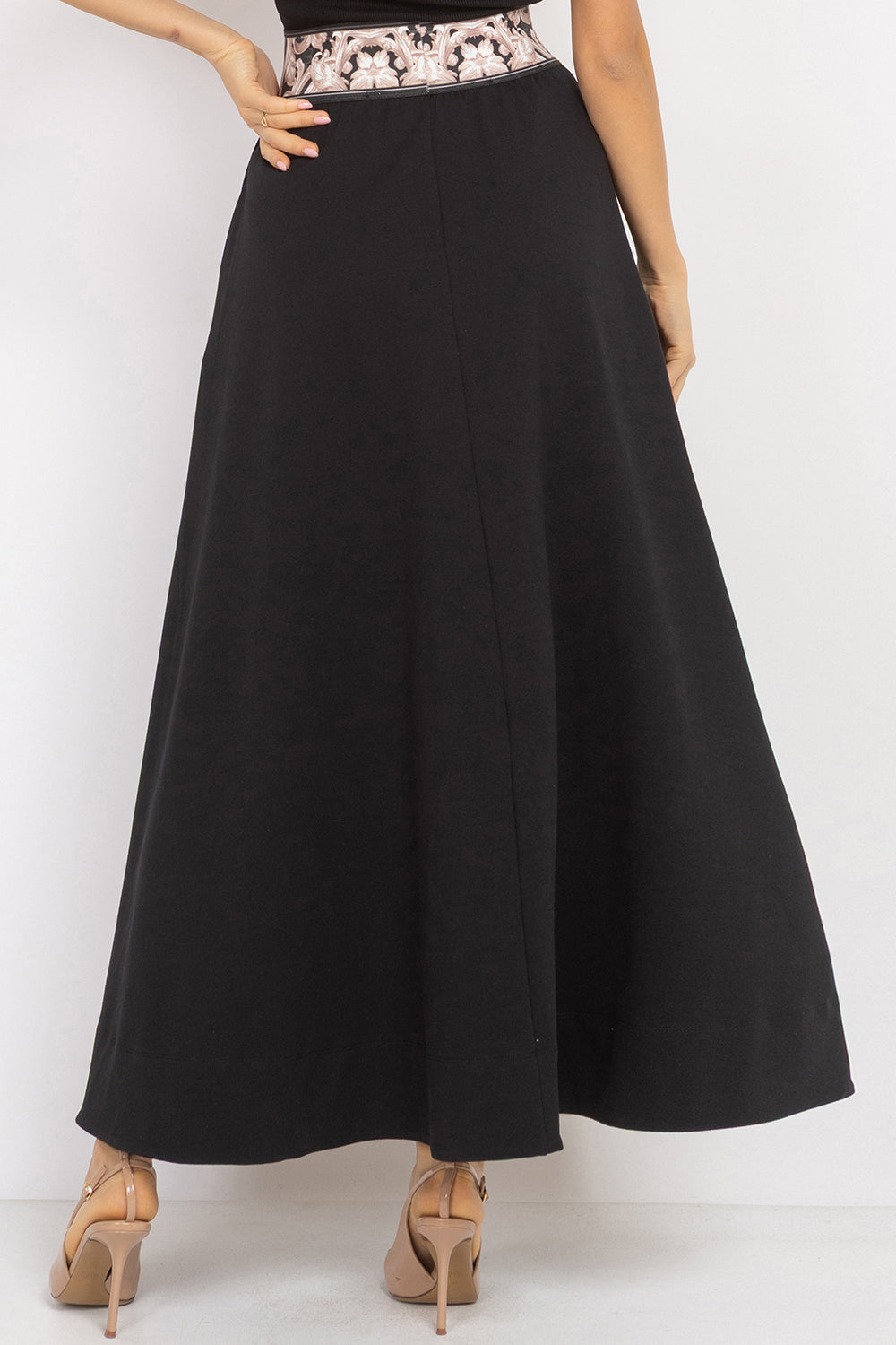 LONG BLACK COTTON SKIRT WITH ELASTIC WAIST AND SIDE POCKETS - ESSENTIALS JIORO ДЪЛГА ПОЛА ОТ ЧЕРНА ВАТА С ЛАСТИК В ТАЛИЯТА И СТРАНИЧНИ ДЖОБОВЕ - ESSENTIALS JIORO