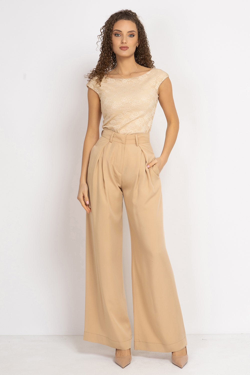BEIGE LOOSE-FIT LYOCELL PANTS WITH PLEATS - ESSENTIALS