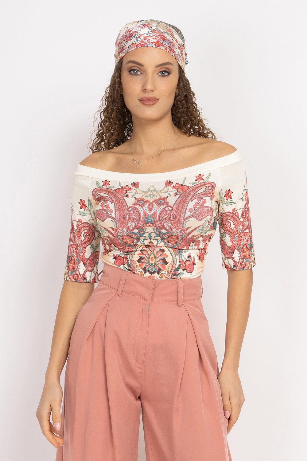 VISCOSE TOP WITH OFF-SHOULDER NECKLINE - PAISLEY RED JIORO ТОП ОТ ВИСКОЗА С ПАДНАЛИ РАМЕНА - PAISLEY RED JIORO