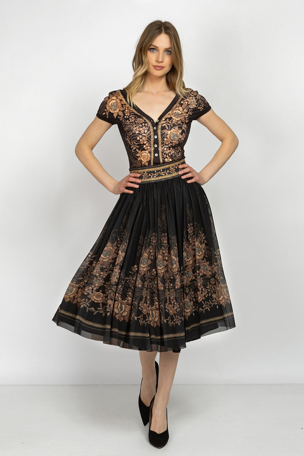 BASIC TOP WITH DEEP V-NECK AND BUTTONS - GOLDEN ROSES - Fashion Roots