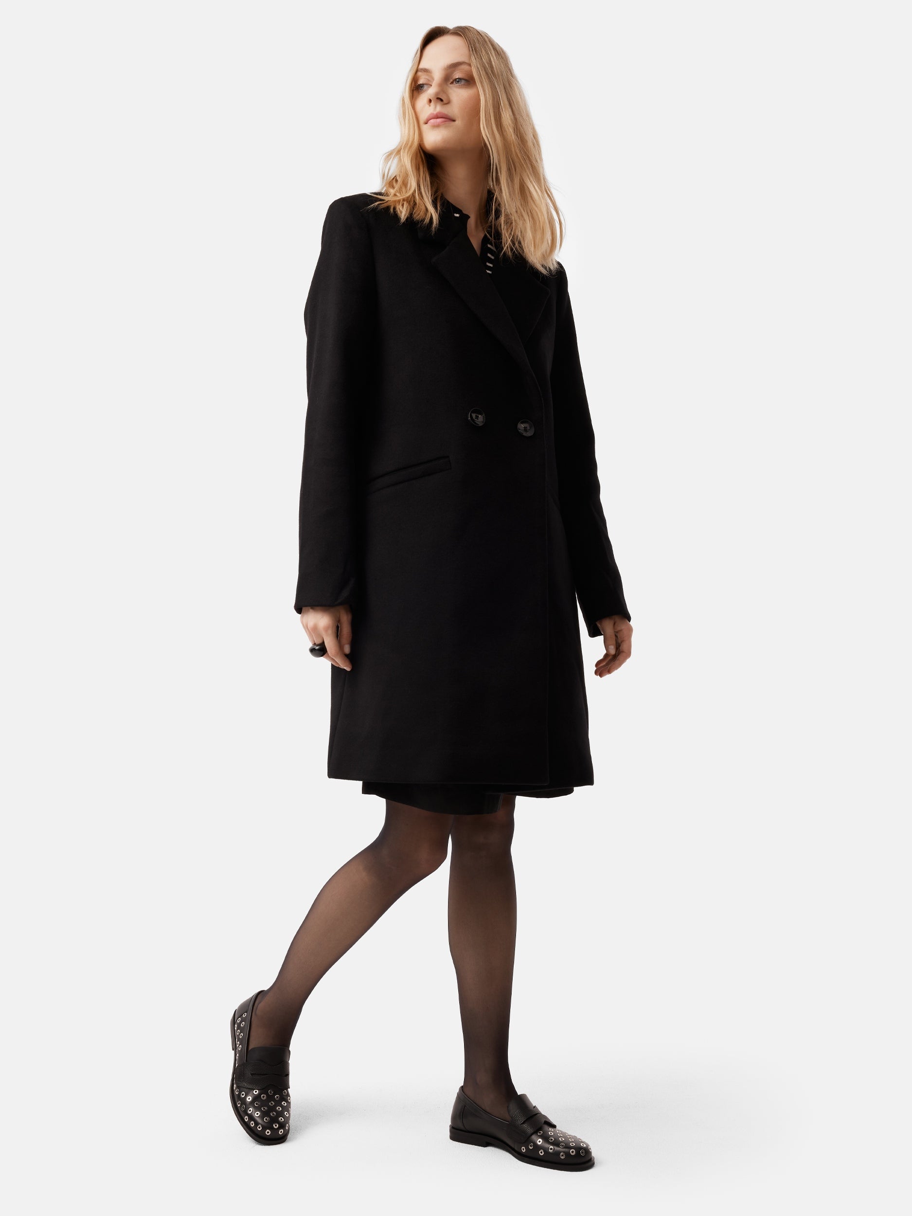 8f017302046604739205d749ce275150