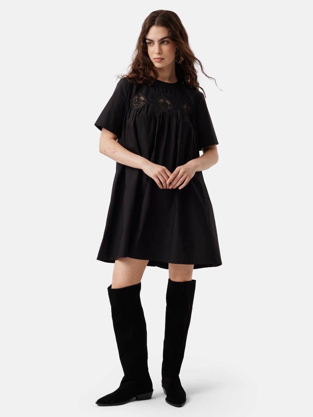 8b695a1f4198a443ebeb06ce61e764e3