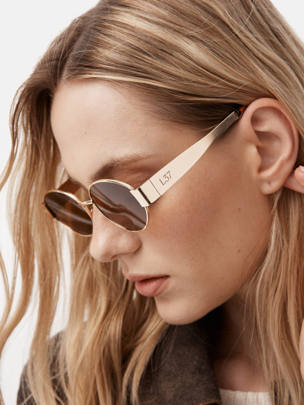 bfeeadeca73570d1dc846be9d73f790e