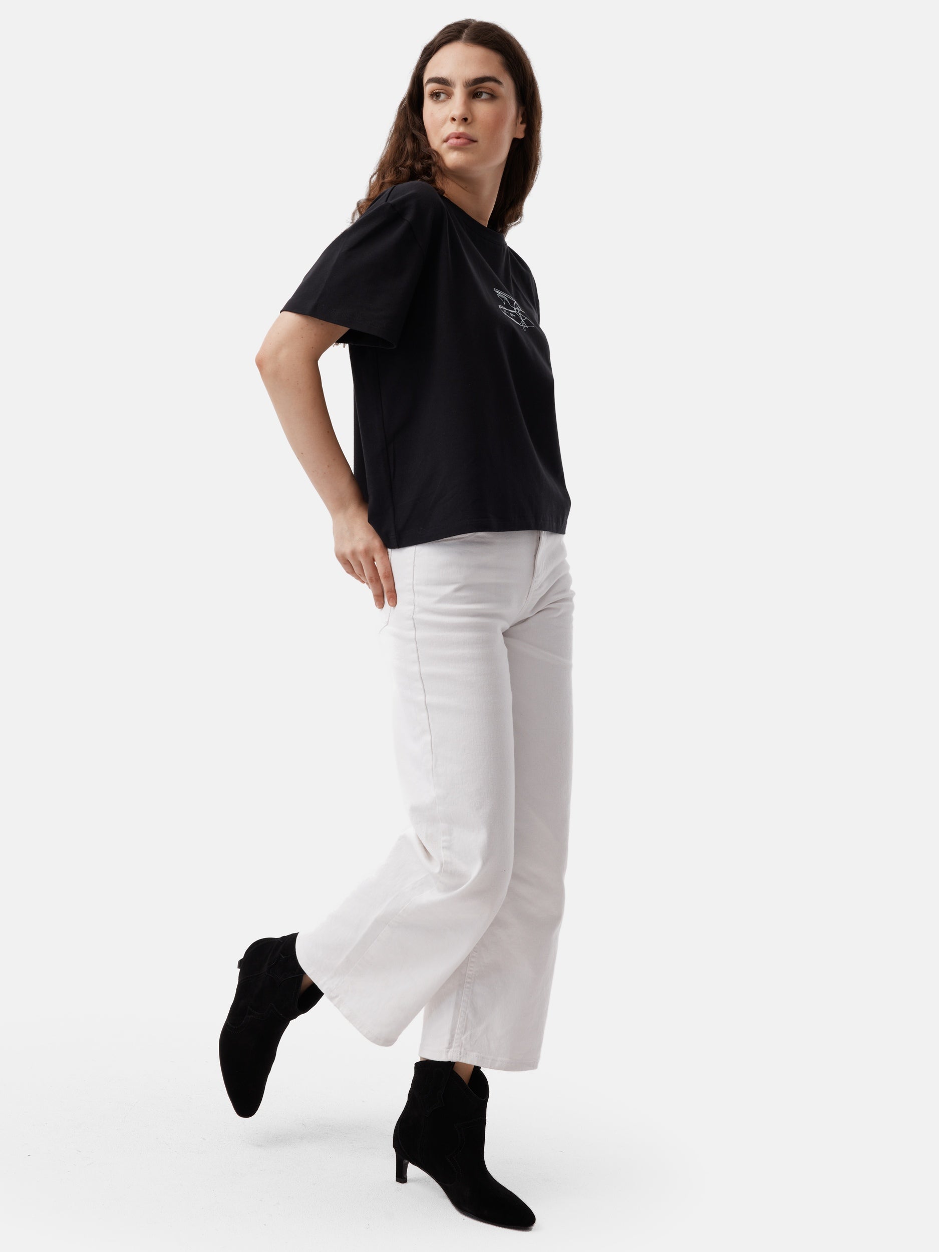 5a3370542398292b55eac3b64dfbb4f2