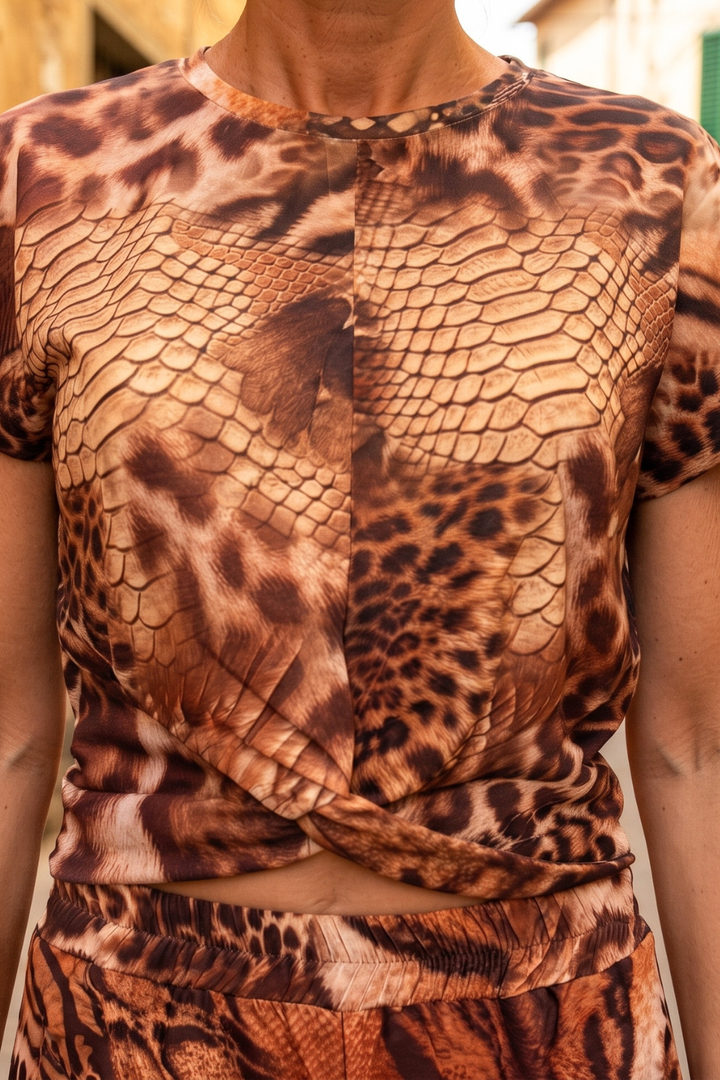 CROP TOP - LEO SAND
