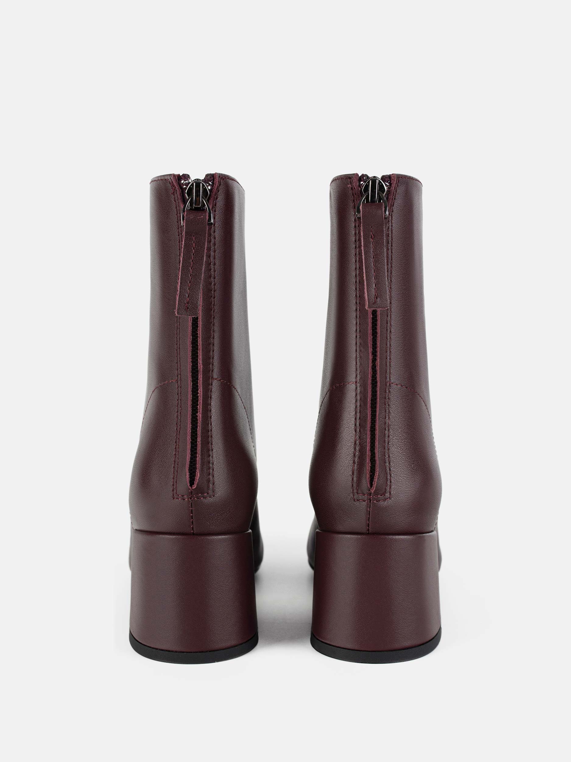 b03a30f24c03fa7c6bc126036ff57261