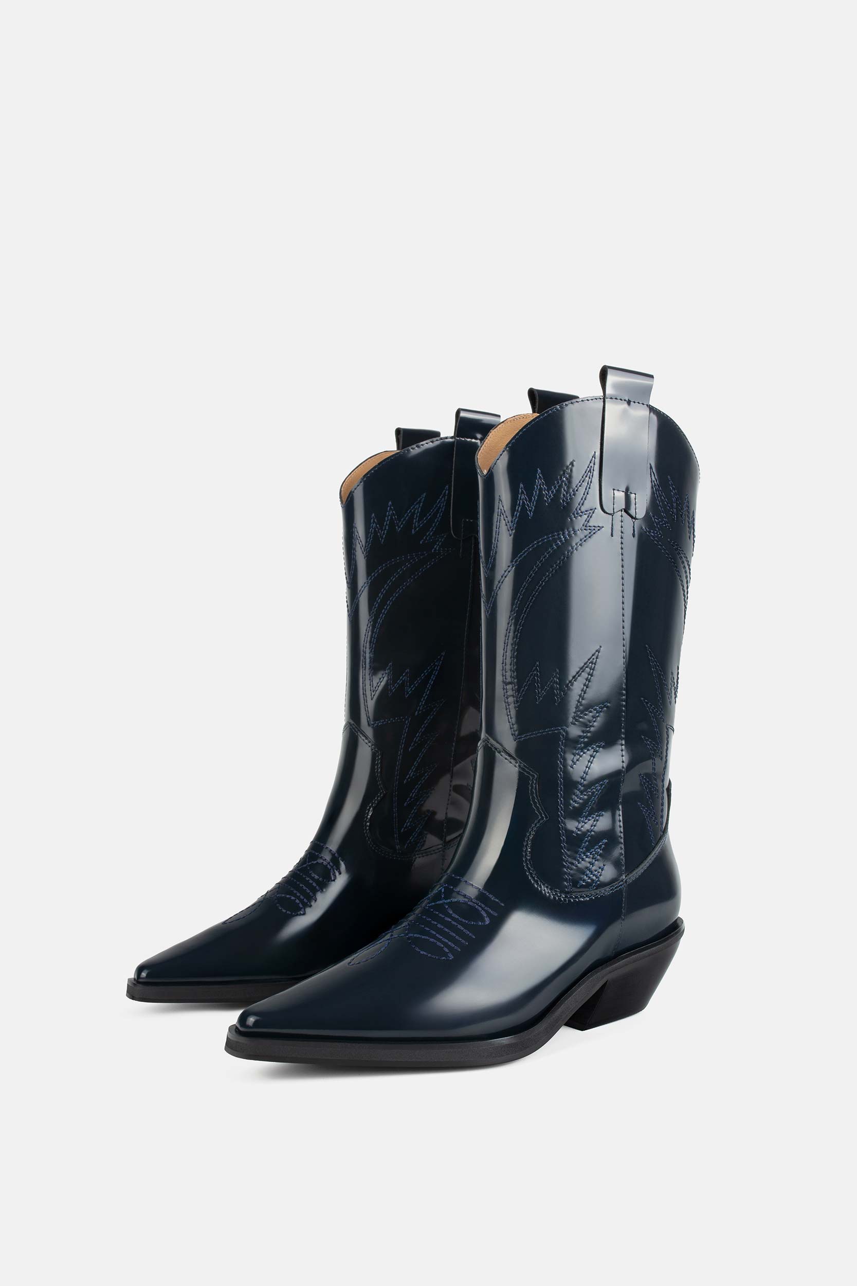 3646763a006c2359bc37ee2f86c66ffd