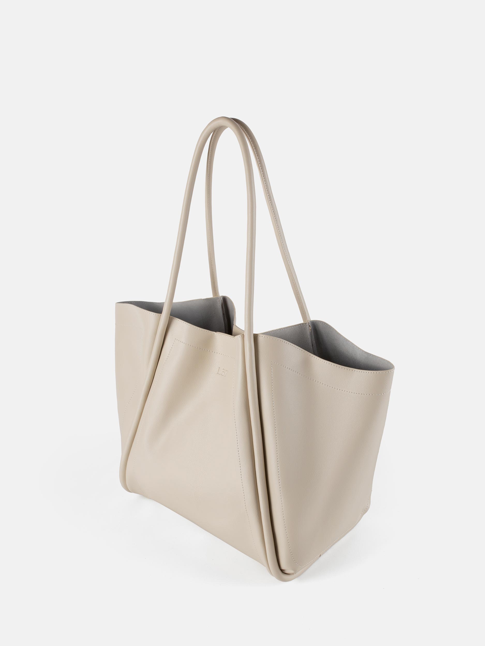 61f388de037317f13c2862f6d4d19f15