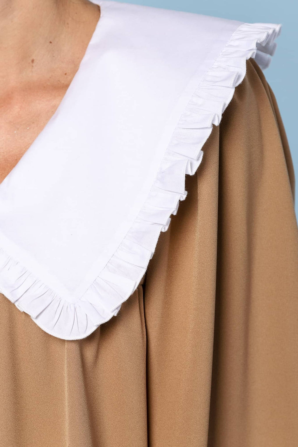 YVN SOPHISTICATED CONTRAST COLLAR MINI DRESS